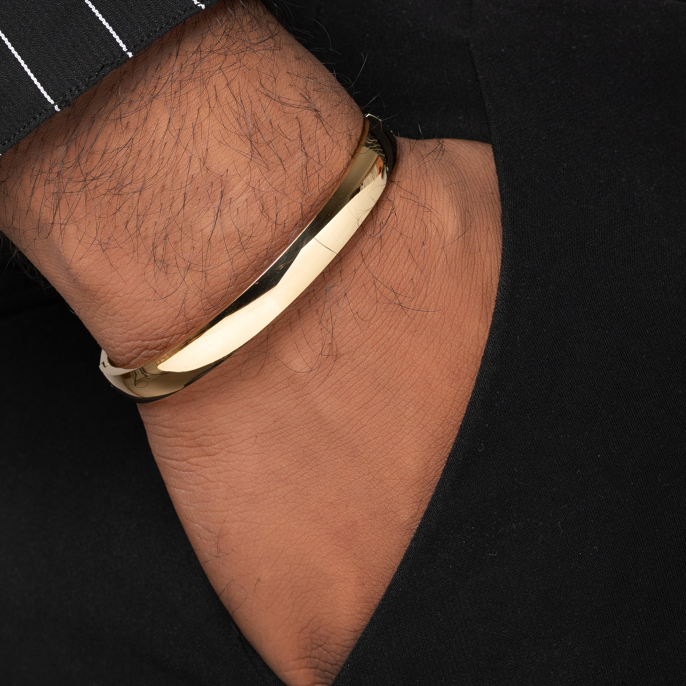 Glossy Finish Gold Men's Kada Bracelet