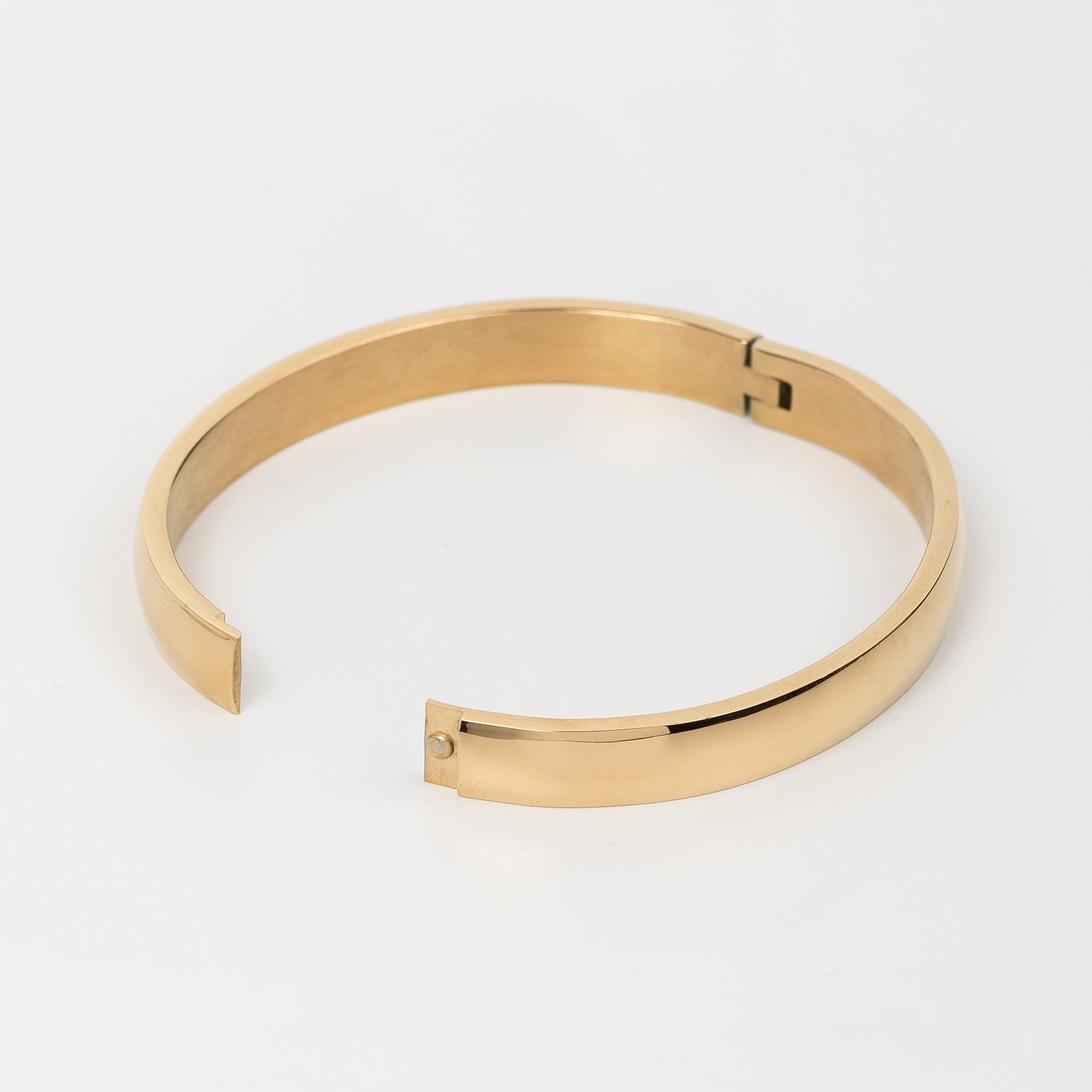 Glossy Finish Gold Men's Kada Bracelet