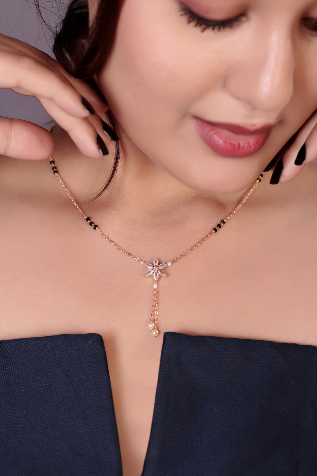 Floral Droplets Mangalsutra