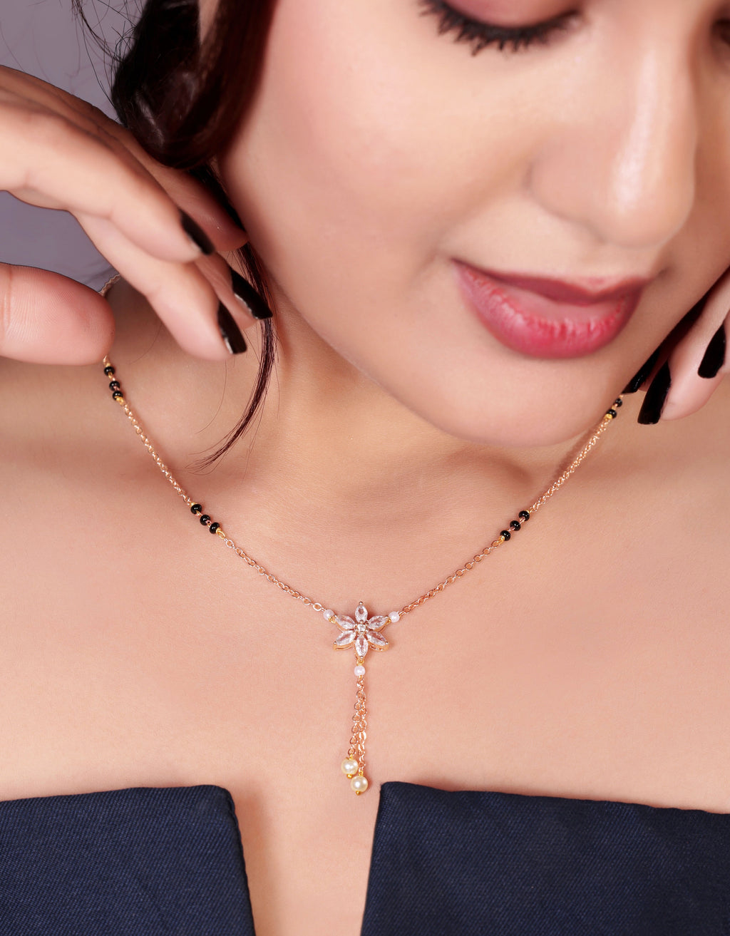 Floral Droplets Mangalsutra