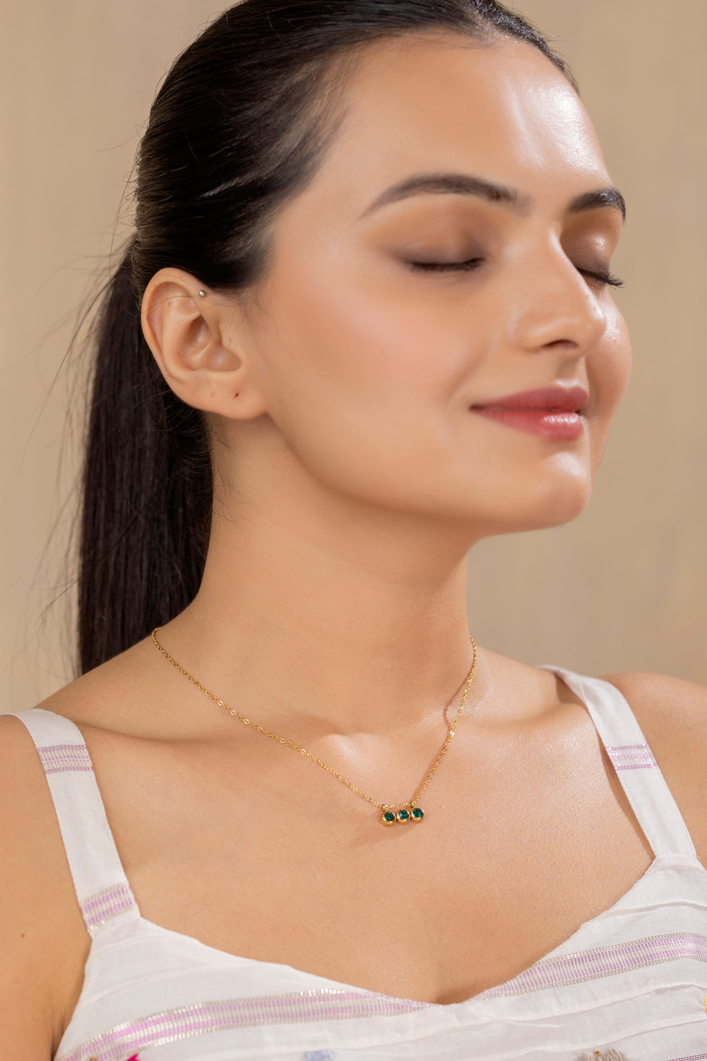 Azeeza Chain Pendant Necklace