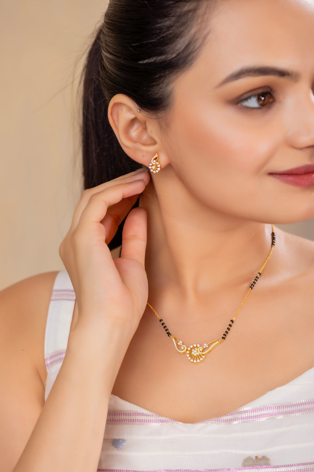 Arya Mangalsutra With Earrings