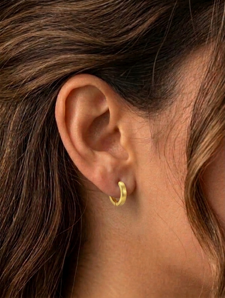 Aura Mini 18k Gold pleted Hoops