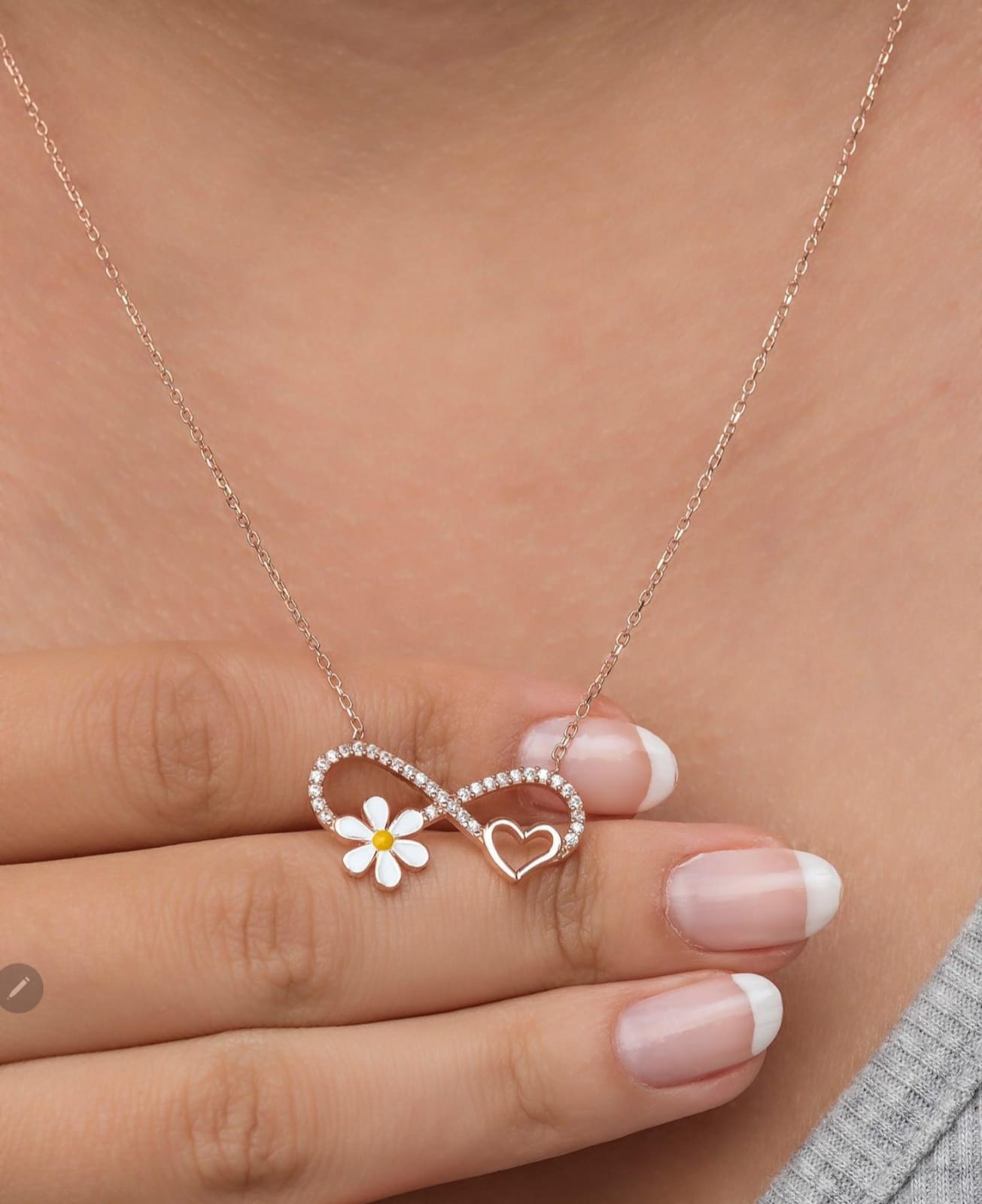 Infinity of Hearts Mangalsutra