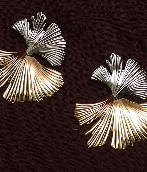 Shell Earring